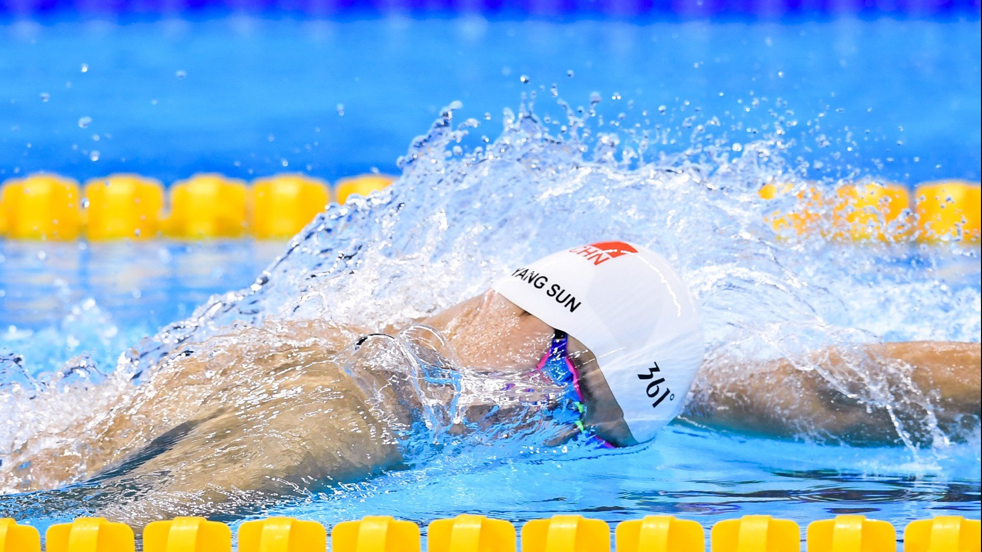曹缘跳水项目新星勇夺佳绩,曹缘 跳水